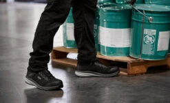 Keen Men's Vista Energy (Carbon Toe) | Vapor/Black 13 Keen Men's Vista Energy (Carbon Toe) | Vapor/Black -Keen 1024584 PDP TopImage