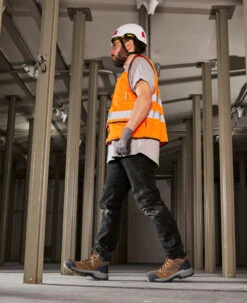 Keen Men's Evanston 6" ESD Boot (Carbon Toe) | Bison/Black -Keen 1029390 lifestyle 02