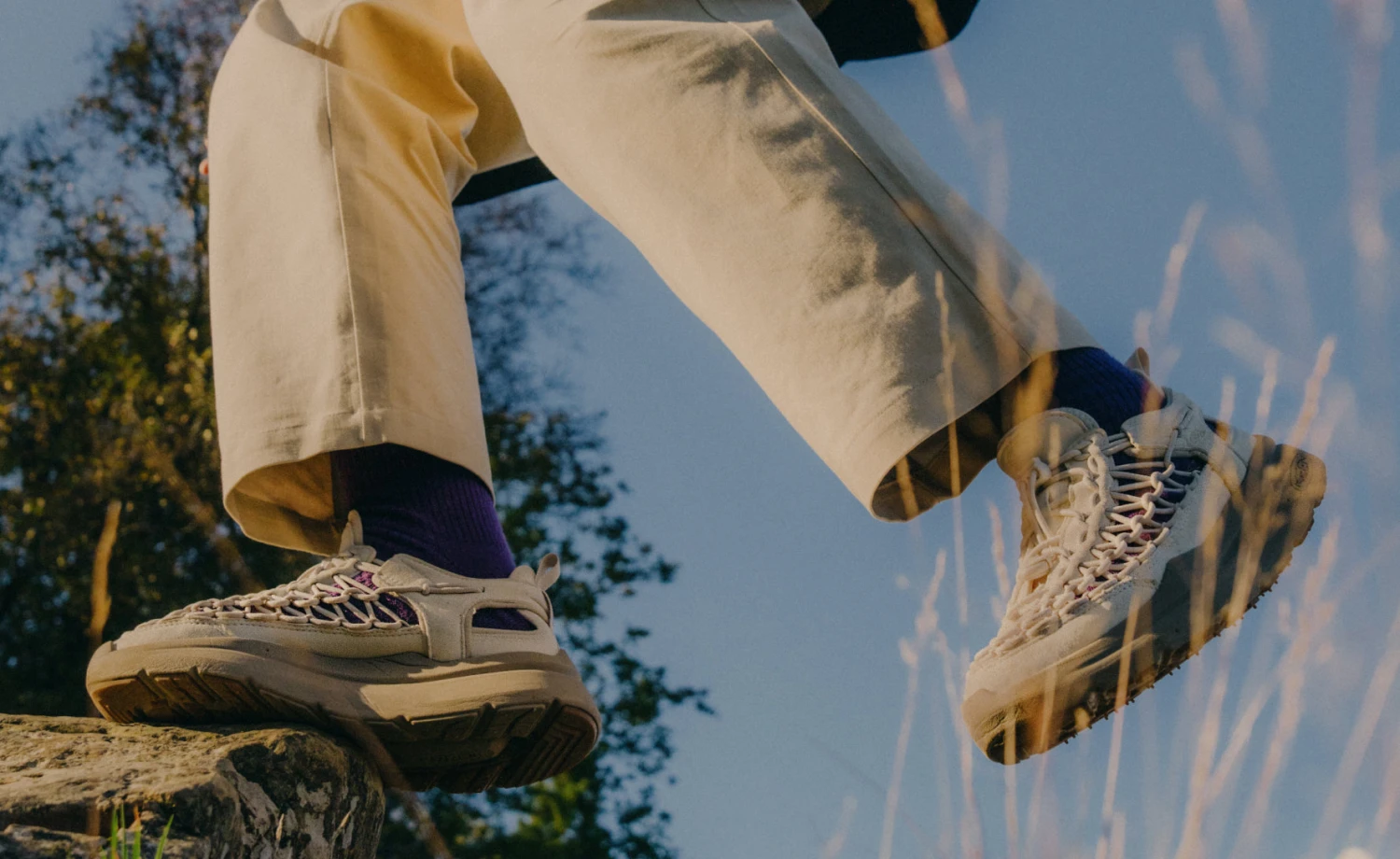 Keen Women's UNEEK WK Sneaker | Black/Black 7 Keen Women's UNEEK WK Sneaker | Black/Black - Image 7