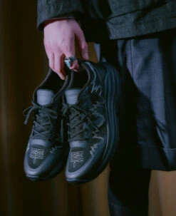 Keen Men's WK500 Walking Shoe X Engineered Garments | Black/Black -Keen 1030330 KEENxEngineeredGarments Collab PDP Lifestyle Vertical 1