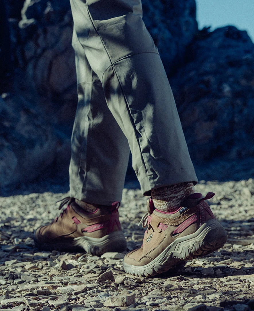 Keen Women's Targhee IV Wide Waterproof Hiking Shoe | Alloy/Granite Green 9 Keen Women's Targhee IV Wide Waterproof Hiking Shoe | Alloy/Granite Green - Image 9