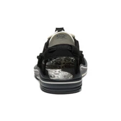 Keen Men's UNEEK Sneaker X T.H.C. | Blk Raven Paisley -Keen 4e00e8aadb74b0affe1c0ad21373a9c40fdb1726