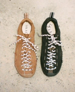 Keen Women's Jasper Split Skall Studio Sneaker | Skall Brown -Keen EMEA FW25Collab SkallStudiosA PDP 26 08 2025 KPD 6213 Lifestyle 03 9851e284 f611 4385 b120 dd64a24e8755