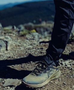 Keen Men's Zionic NXT Waterproof Hiking Shoe | Triple Black -Keen F25 ZionicNXTA PDP LIFESTYLE 15 163d982f 73ec 466a 81f5 23ca07a8ba85