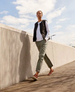 Keen Women's KNX Leather Sneaker | Tortoise Shell/Plaza Taupe -Keen KNXPDPLifestyle3Womens