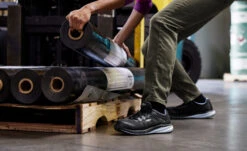 Keen Women's Vista Energy ESD (Carbon Toe) | Hydrangea/Black -Keen KPD 212 EnhancedPDP VistaEnergy 1025241 Image Top