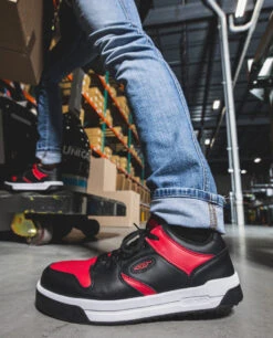 Keen Men's Overton Work Shoe (Carbon Toe) | Salsa/Black -Keen KPD 2130 FW24 EnhancedPDP Overton 1029850 Image Left v2 9af504aa 8daa 4ffb afda 51303e45f802