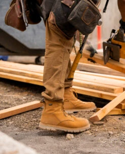 Keen Men's San Jose 6" Waterproof 90° Heel Boot (Aluminum Toe) | Bistre/Gum -Keen KPD 2131 PDP SanJose90 1029693 Lifestyle Image Right 3bf809cd 0473 402f aa0c 57461efe957f