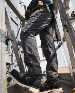 Keen Men's Cincinnati 6" Waterproof 90° Heel Boot (Carbon Toe) | Tuscan Red/Sandshell -Keen KPD 234 Cincinnati90 1027663 Right Image 15dcbb47 07c0 42d0 9574 332978eead2c