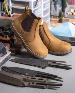 Keen Men's San Jose Chelsea 90° Heel Boot (Soft Toe) | Belgian/Gum -Keen KPD 3694 PDP SanJose90PullOn 1030646 Image Right