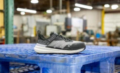 Keen Women's Speedworks Work Sneaker (Carbon Toe) | Thistle/Black -Keen KPD 3697 PDP Speedworks 1030313 1 Image Top