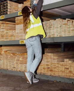 Keen Women's Synchro Waterproof Work Boot (Carbon Toe) | Steel Grey/Gum 16 Keen Women's Synchro Waterproof Work Boot (Carbon Toe) | Steel Grey/Gum -Keen KPD 3698 PDP Synchro 1030316 2 Image Left