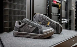 Keen Men's Kenton ESD Work Shoe (Soft Toe) | Black/Black -Keen KPD 5143 PDP Kenton ESD 1031463 Lifestyle 1