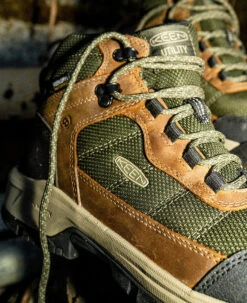 Keen Men's Skokie Waterproof Work Boot (Soft Toe) | Forest Night/Black -Keen KPD 5147 PDP Skokie 1031292 Lifestyle 03 Right