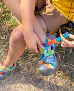 Keen Big Kids' Seacamp II CNX | Vivid Blue/Original Tie Dye -Keen KidsBigLittleSeacampLifestyleRightSingle 879e7070 de41 4cc7 9ed7 960f75498bfc