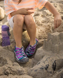 Keen Little Kids' Newport Boundless Sandal | Dubarry/Evening Primrose -Keen NewportBoundlessA PDPLifestyle 03 acfd800f 0663 499f ac2c c9fc5838ca77