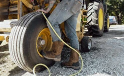 Keen Men's Evanston Pull-On Waterproof Boot (Carbon Toe) | Bison/Black 15 Keen Men's Evanston Pull-On Waterproof Boot (Carbon Toe) | Bison/Black -Keen S25 Evanston Pull On 1030500 PDP TOP