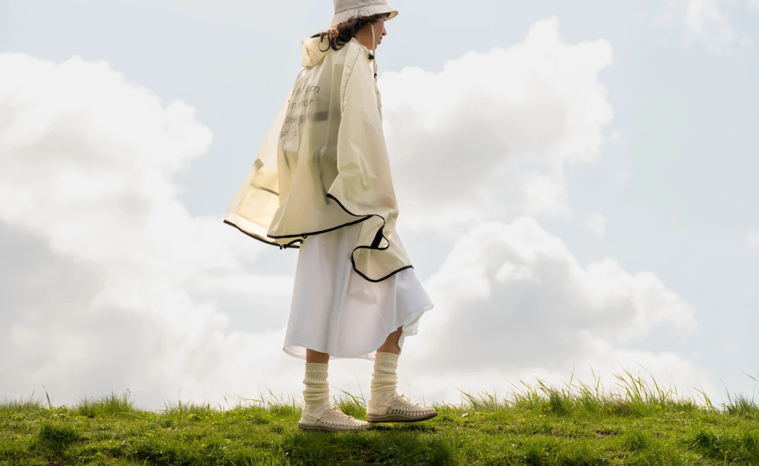 Keen Women's UNEEK Sneaker | Black/Black 7 Keen Women's UNEEK Sneaker | Black/Black - Image 7